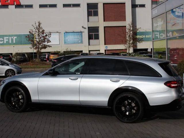 Mercedes-Benz E 400