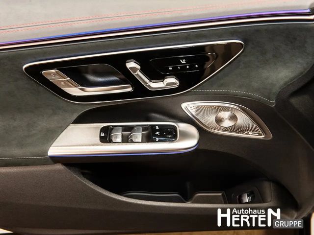 Mercedes-Benz EQE 300