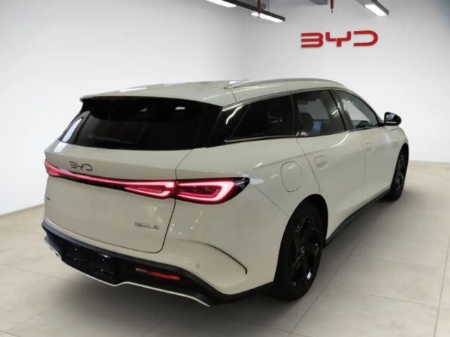BYD Seal 6