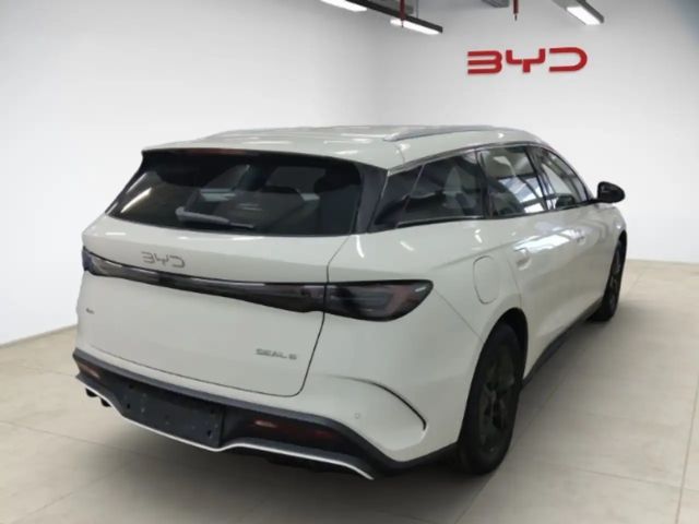 BYD Seal 6
