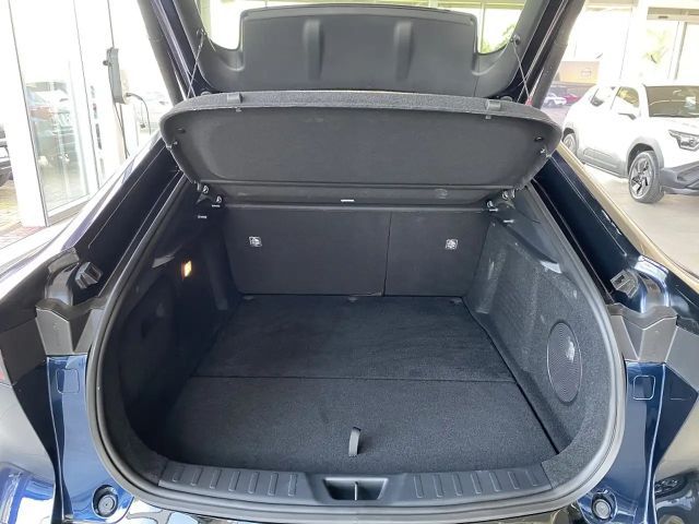 Mazda 6e