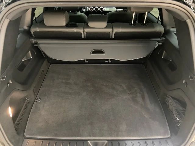 Mercedes-Benz EQB 250