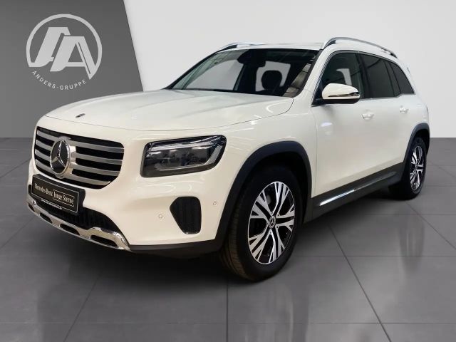 Mercedes-Benz GLB 220
