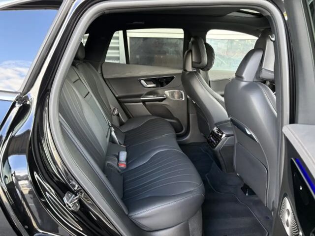 Mercedes-Benz EQE 350