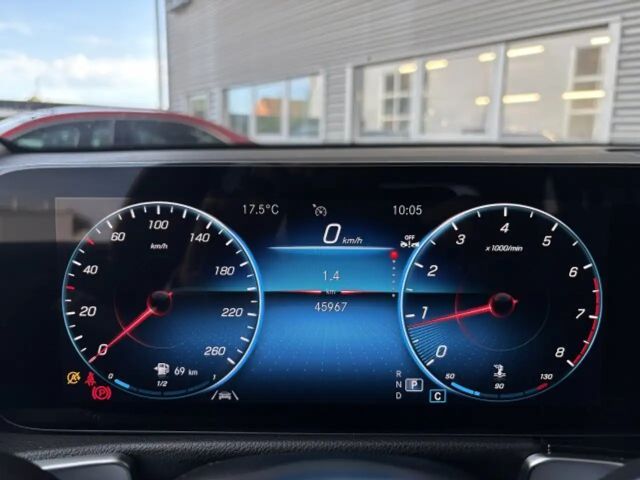 Mercedes-Benz GLB 200