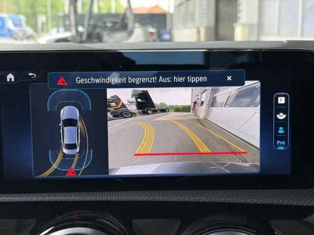 Mercedes-Benz A 220