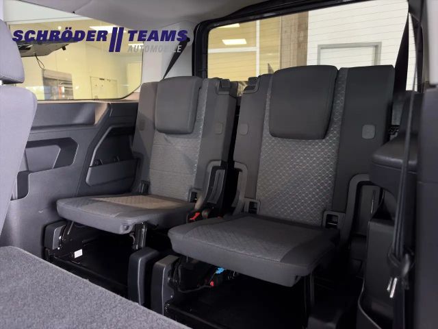 Ford Grand Tourneo