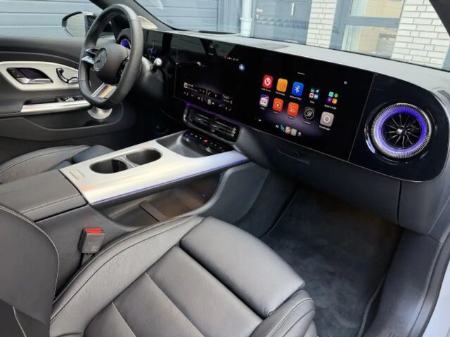 Mercedes-Benz CLA 350