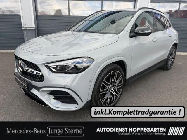 Mercedes-Benz GLA 200