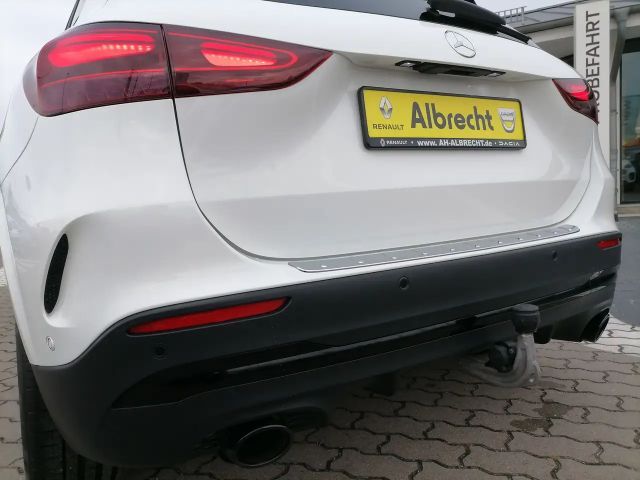 Mercedes-Benz GLA 35 AMG