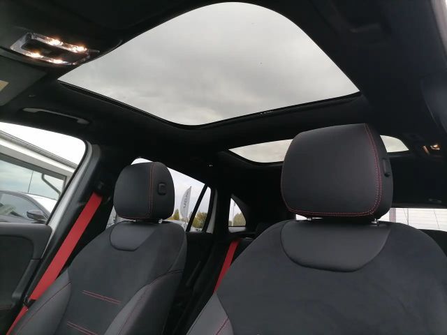 Mercedes-Benz GLA 35 AMG