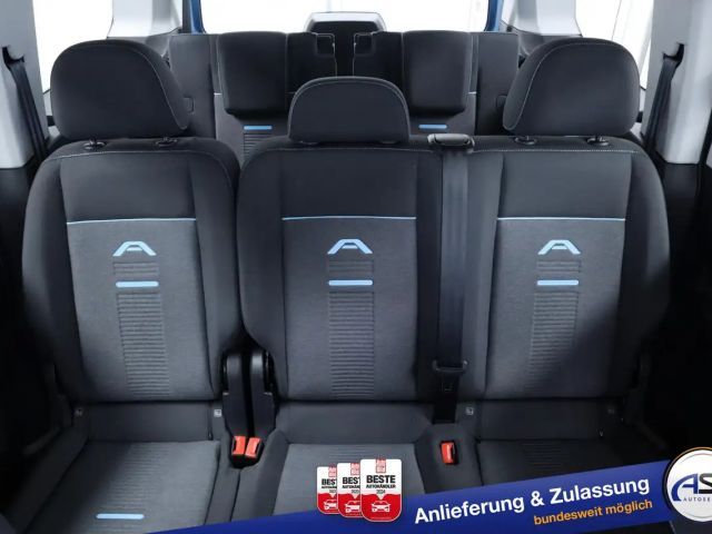 Ford Grand Tourneo