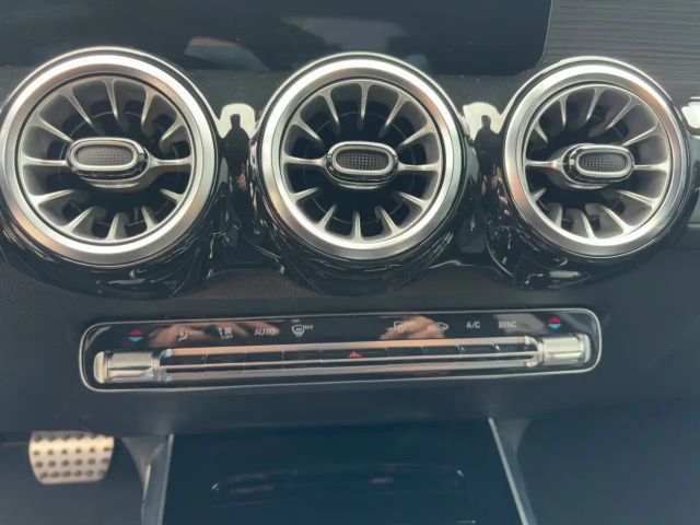 Mercedes-Benz GLB 250