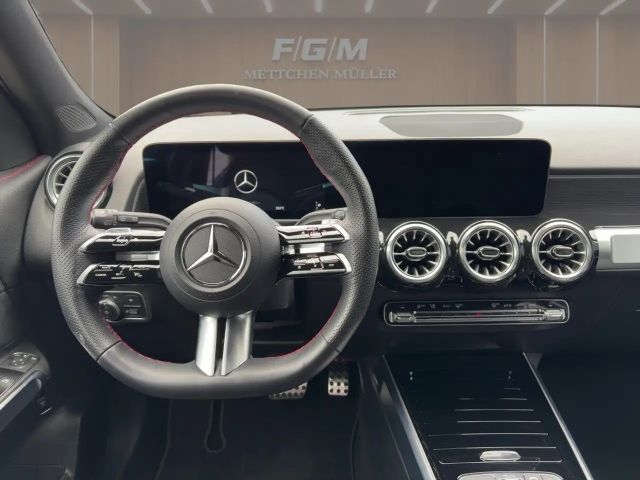 Mercedes-Benz GLB 250