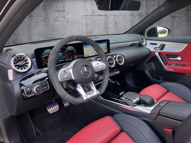 Mercedes-Benz A 45 AMG