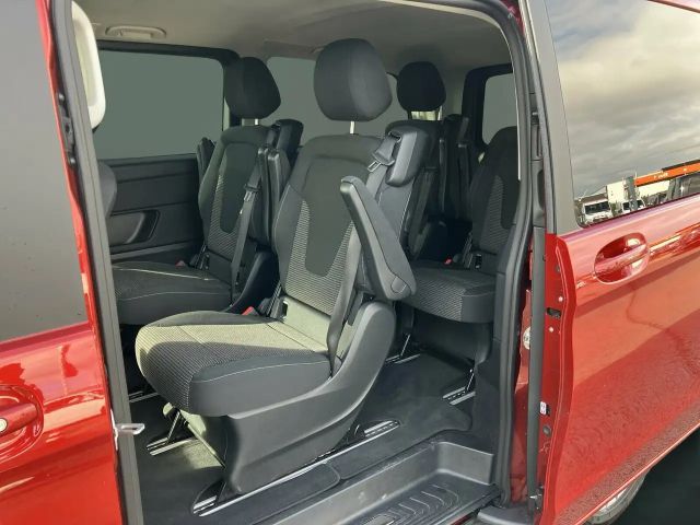 Mercedes-Benz V 220