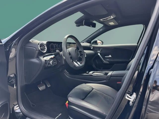 Mercedes-Benz A 35 AMG