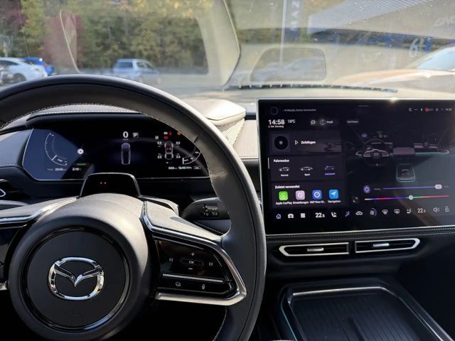 Mazda 6e