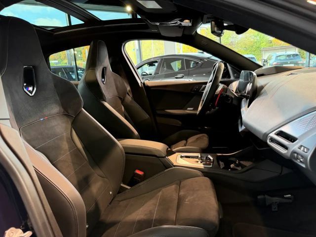 BMW 235