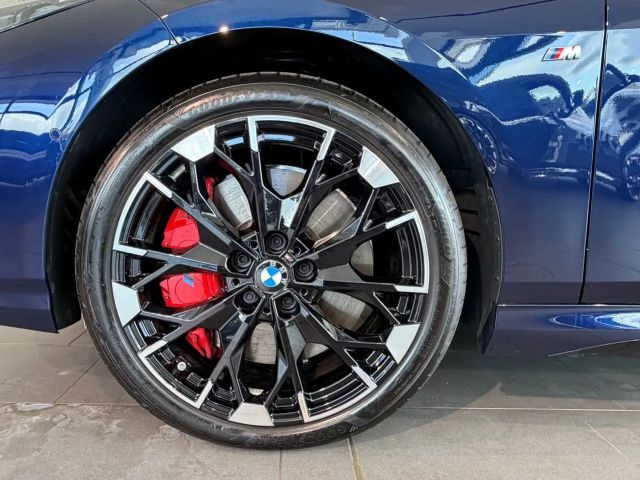 BMW 235