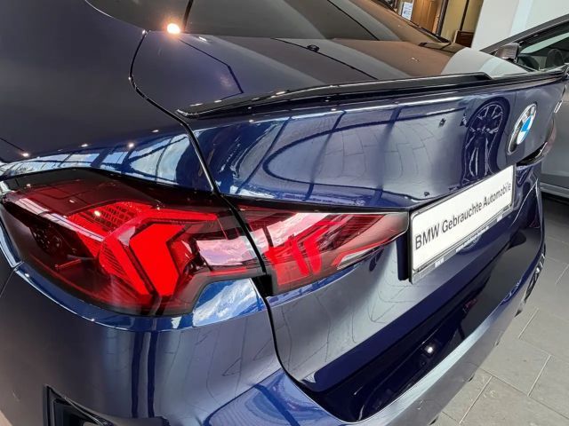BMW 235