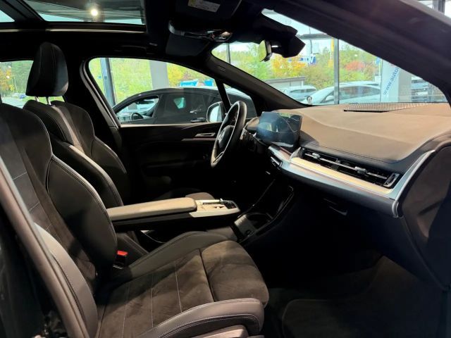 BMW 225