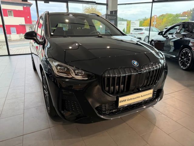 BMW 225