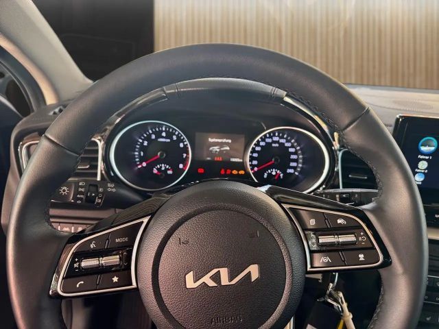 Kia Ceed / cee'd
