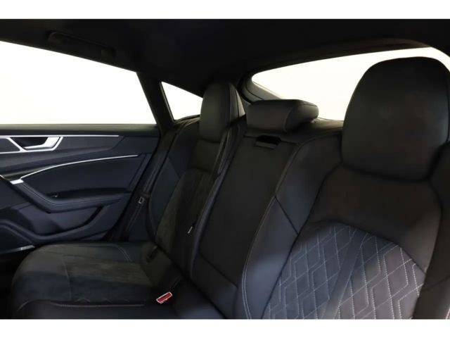 Audi S7