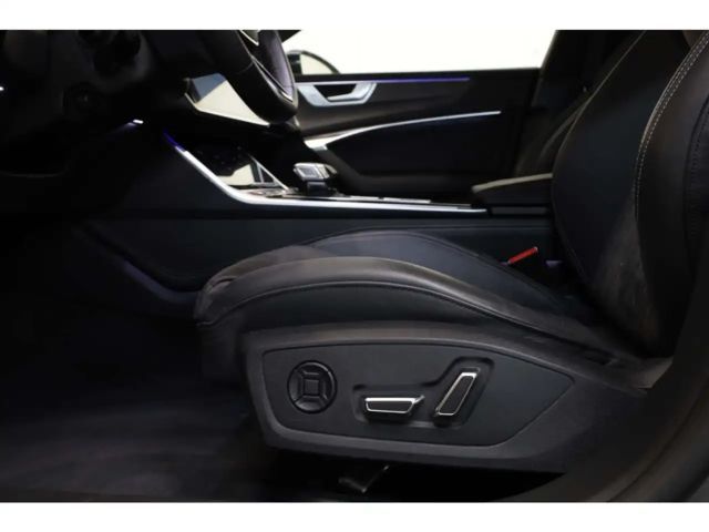 Audi S7