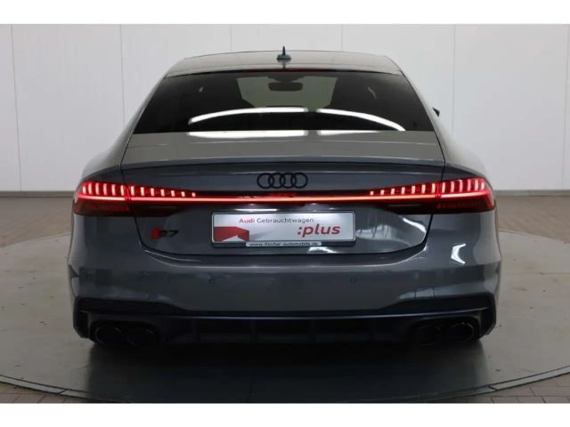 Audi S7