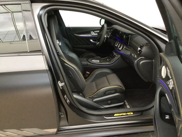 Mercedes-Benz E 63 AMG