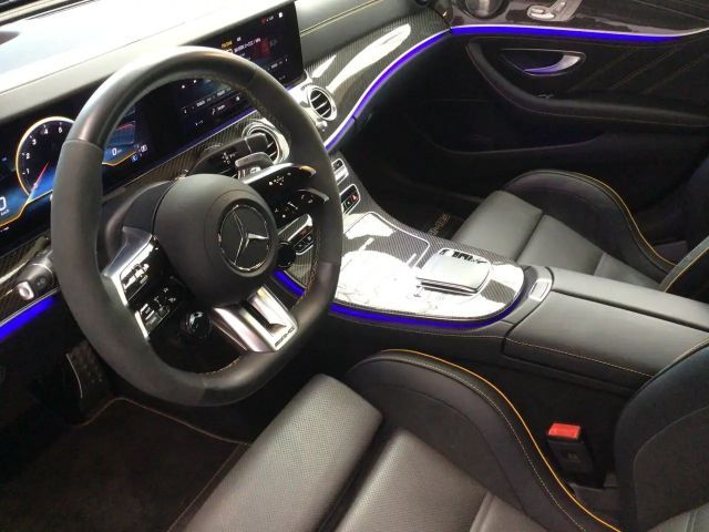 Mercedes-Benz E 63 AMG