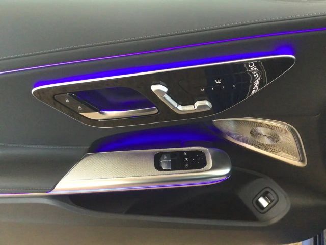 Mercedes-Benz CLE 200