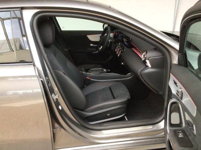 Mercedes-Benz A 35 AMG