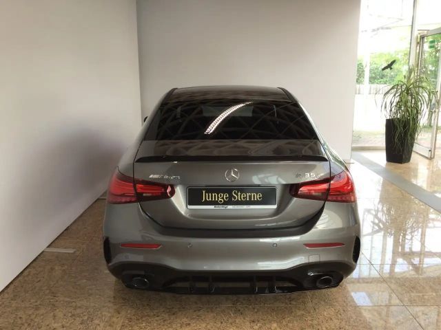 Mercedes-Benz A 35 AMG
