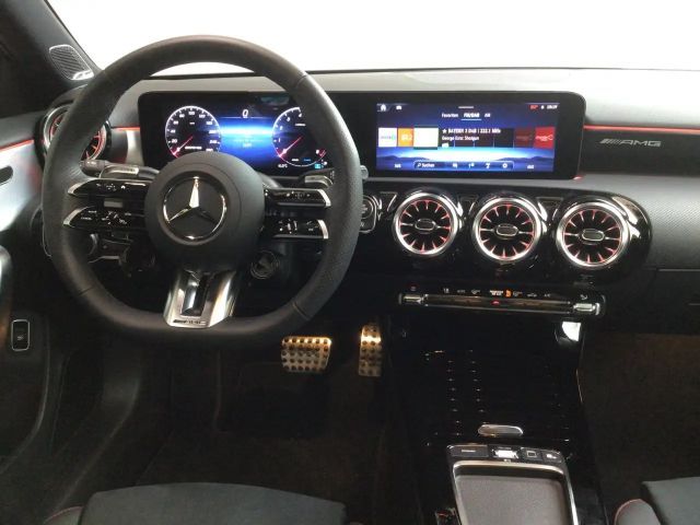 Mercedes-Benz A 35 AMG