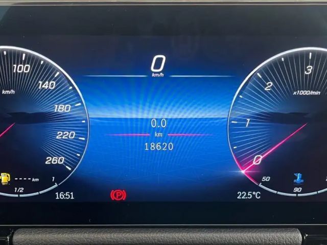 Mercedes-Benz B 220