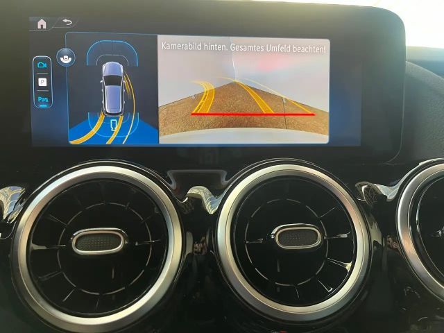 Mercedes-Benz B 220