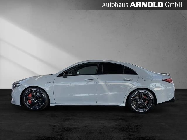 Mercedes-Benz CLA 45 AMG