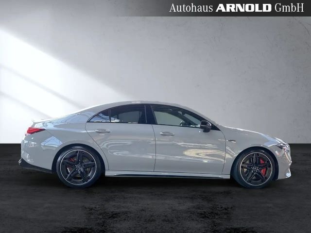 Mercedes-Benz CLA 45 AMG