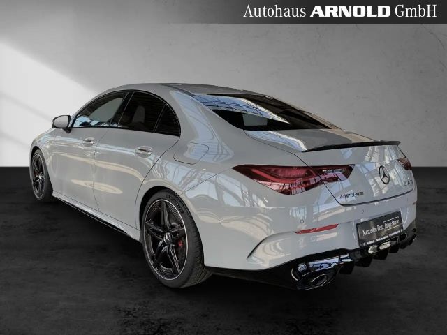 Mercedes-Benz CLA 35 AMG