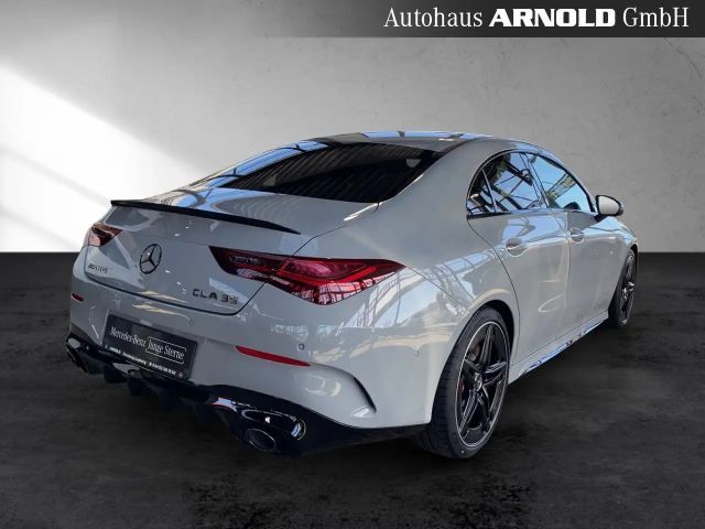 Mercedes-Benz CLA 35 AMG
