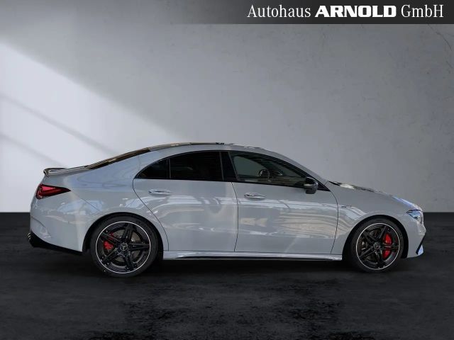 Mercedes-Benz CLA 35 AMG