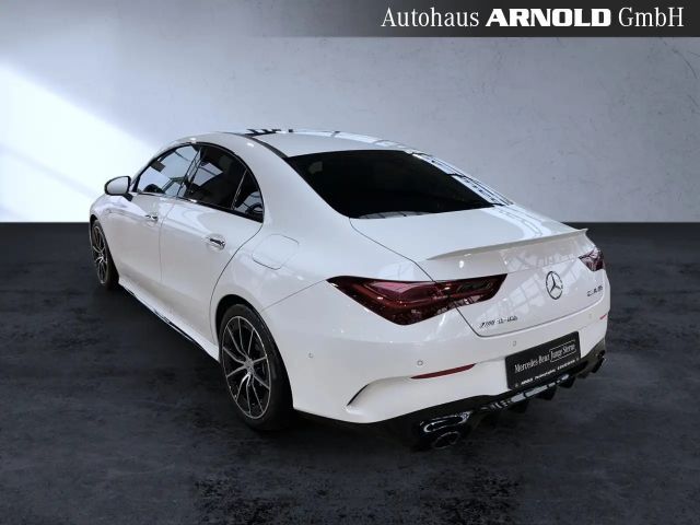 Mercedes-Benz CLA 35 AMG