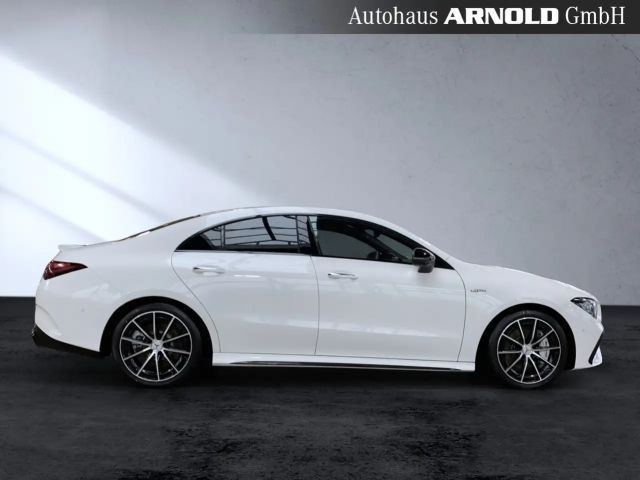 Mercedes-Benz CLA 35 AMG