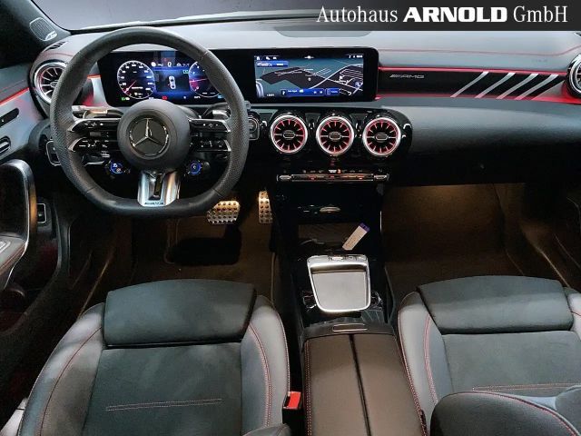 Mercedes-Benz CLA 35 AMG