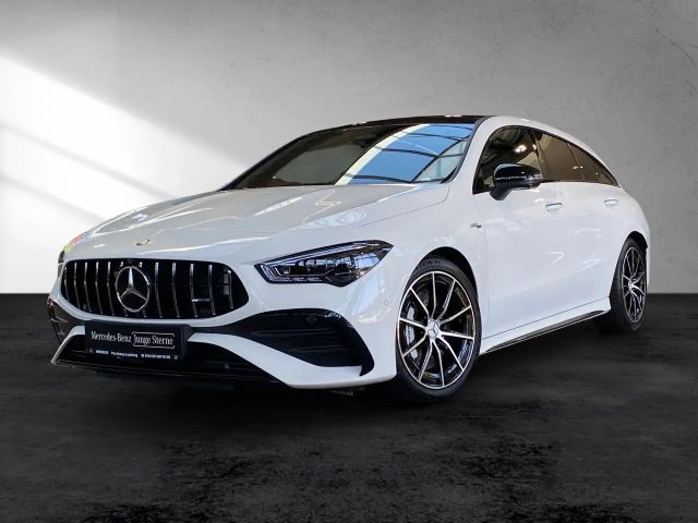Mercedes-Benz CLA 35 AMG