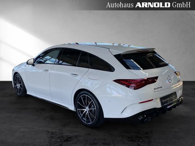 Mercedes-Benz CLA 35 AMG