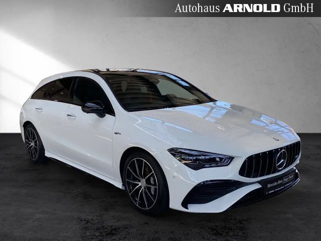 Mercedes-Benz CLA 35 AMG